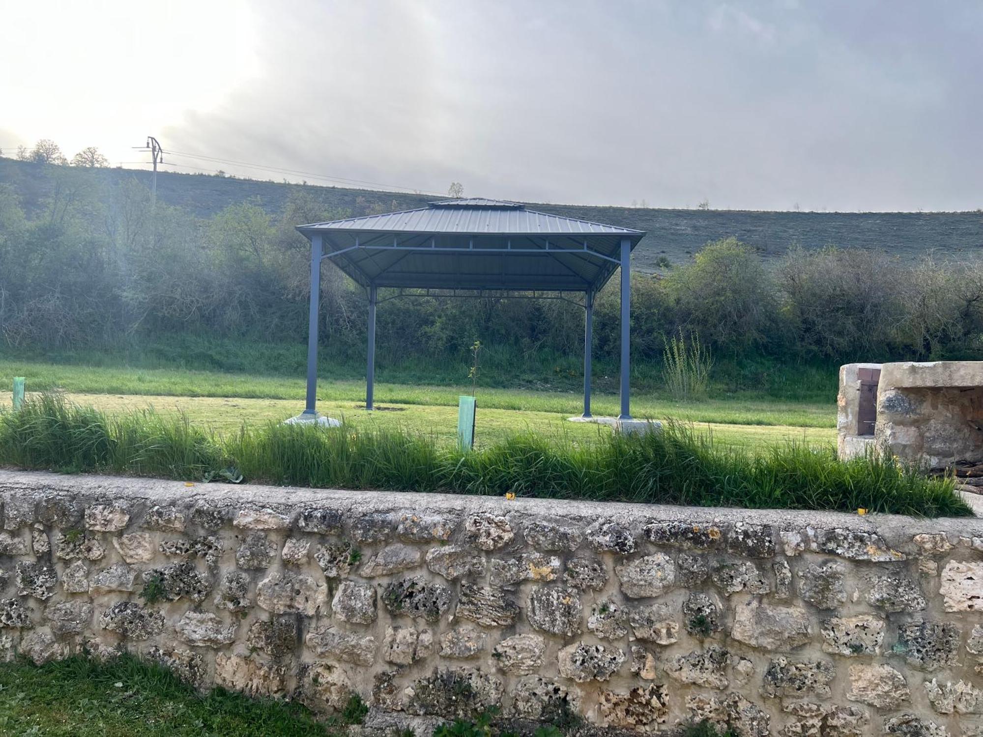 El Pecu Casa Rural Starfamiliar Bustillo Del Paramo Ngoại thất bức ảnh