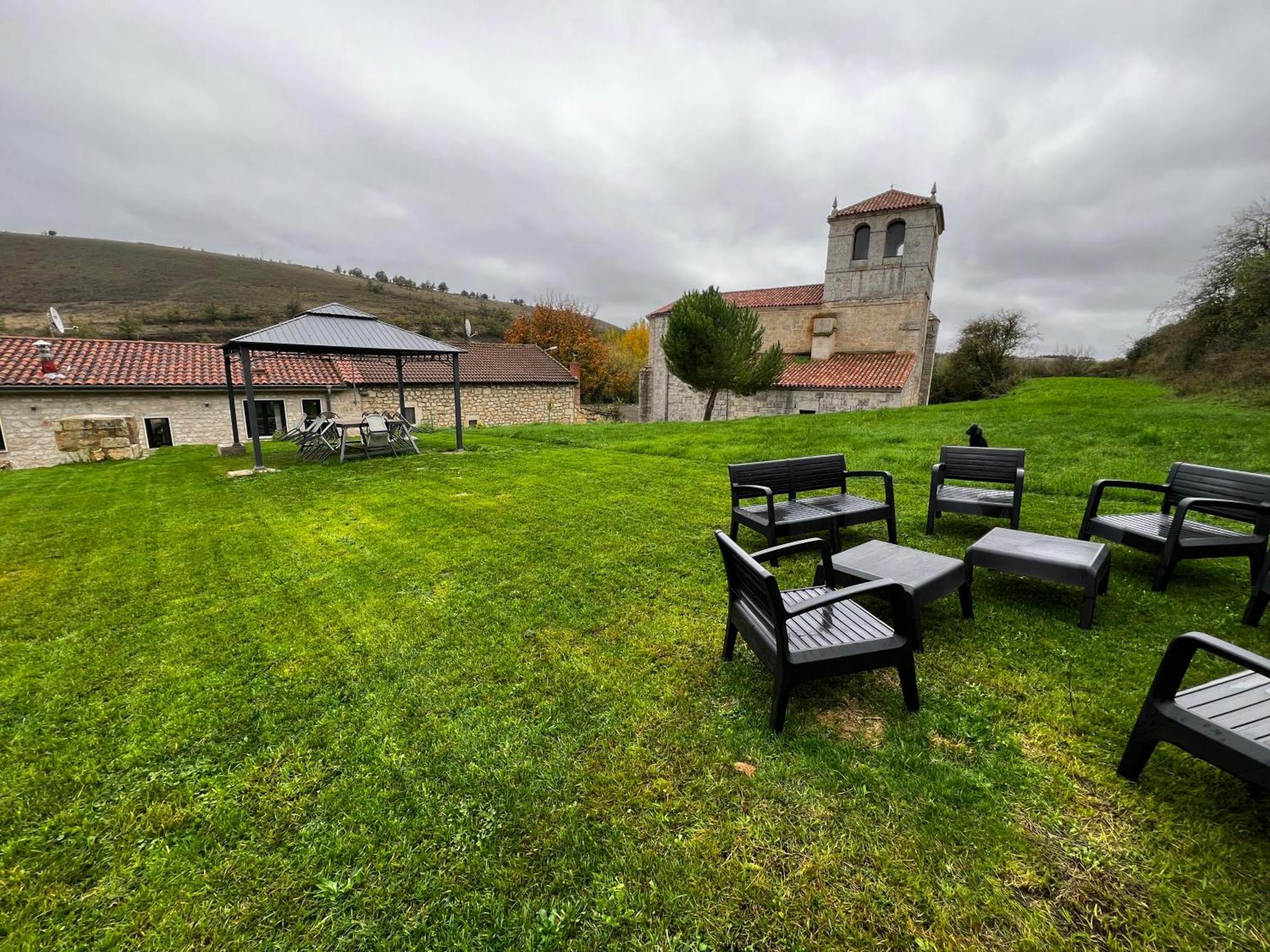 El Pecu Casa Rural Starfamiliar Bustillo Del Paramo Ngoại thất bức ảnh